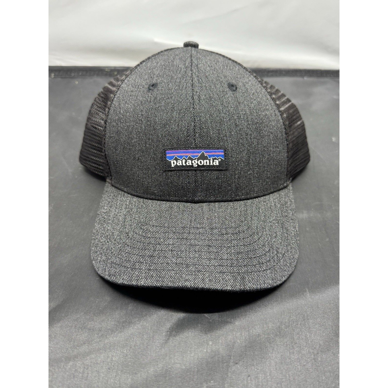 Patagonia Tin Shed Snapback Mesh Trucker Hat Gray Adjustable Fray Small Logo